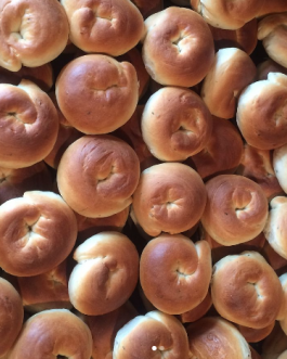 Lebanese Kaak – A Delicious Sweet Milk Cookie